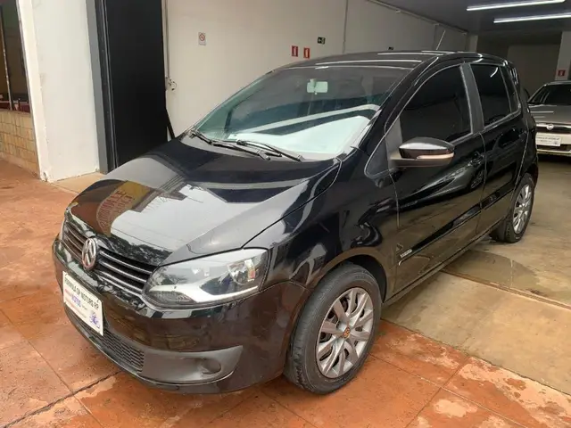 Carro Volkswagen Fox 2012 1.6 VHT (Flex)