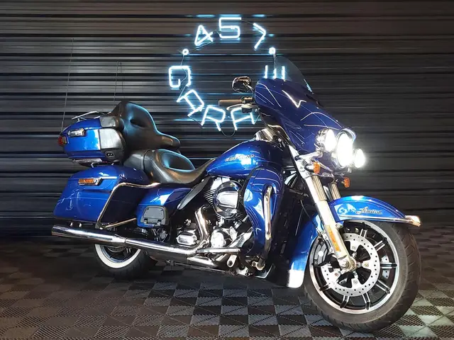 Carro Harley-Davidson Electra Glide 2015 ELECTRA GLIDE ULTRA LIMITED FLHTK