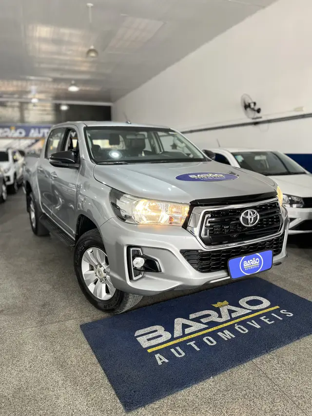 Carro Toyota Hilux Cabine Dupla 2019 Hilux 2.8 TDI CD STD 4x4 (Power Pack) (Diesel)