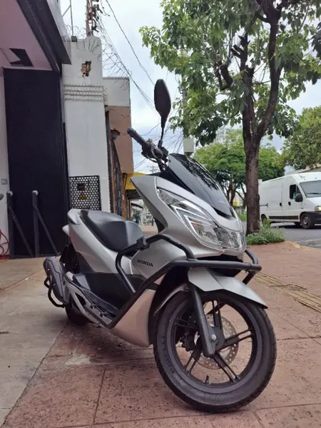 Carro Honda PCX 150 2018 DLX