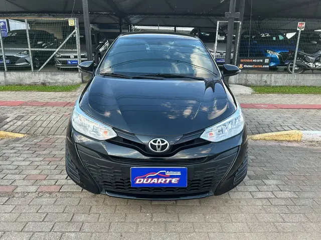 Carro Toyota Yaris 2022 1.5 XL Plus Connect CVT (Flex)