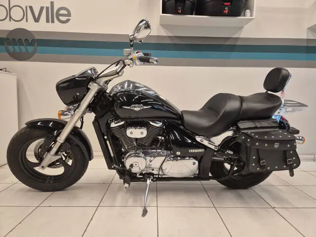 Carro Suzuki Boulevard 2013 M800