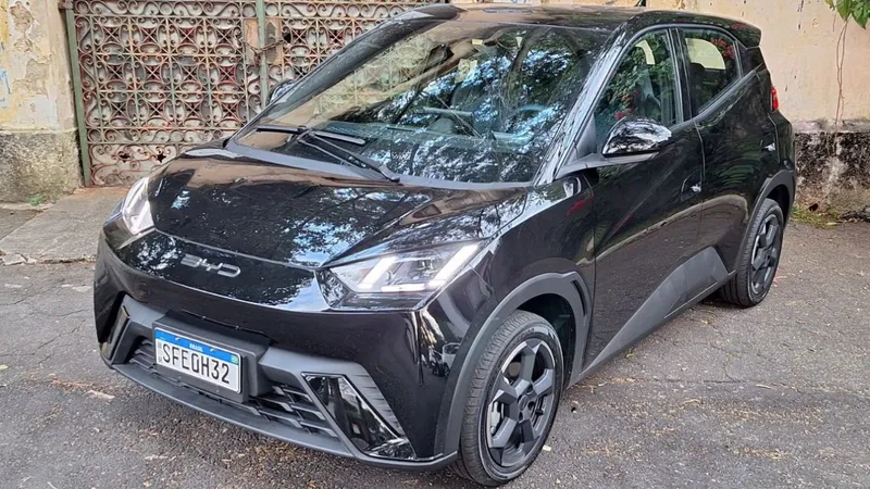 BYD terá Inteligência Artificial chinesa rival do ChatGPT em todos os modelos