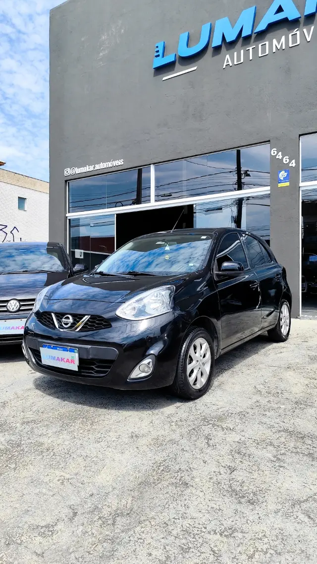 Carro Nissan March 2015 1.0 12V SV (Flex)