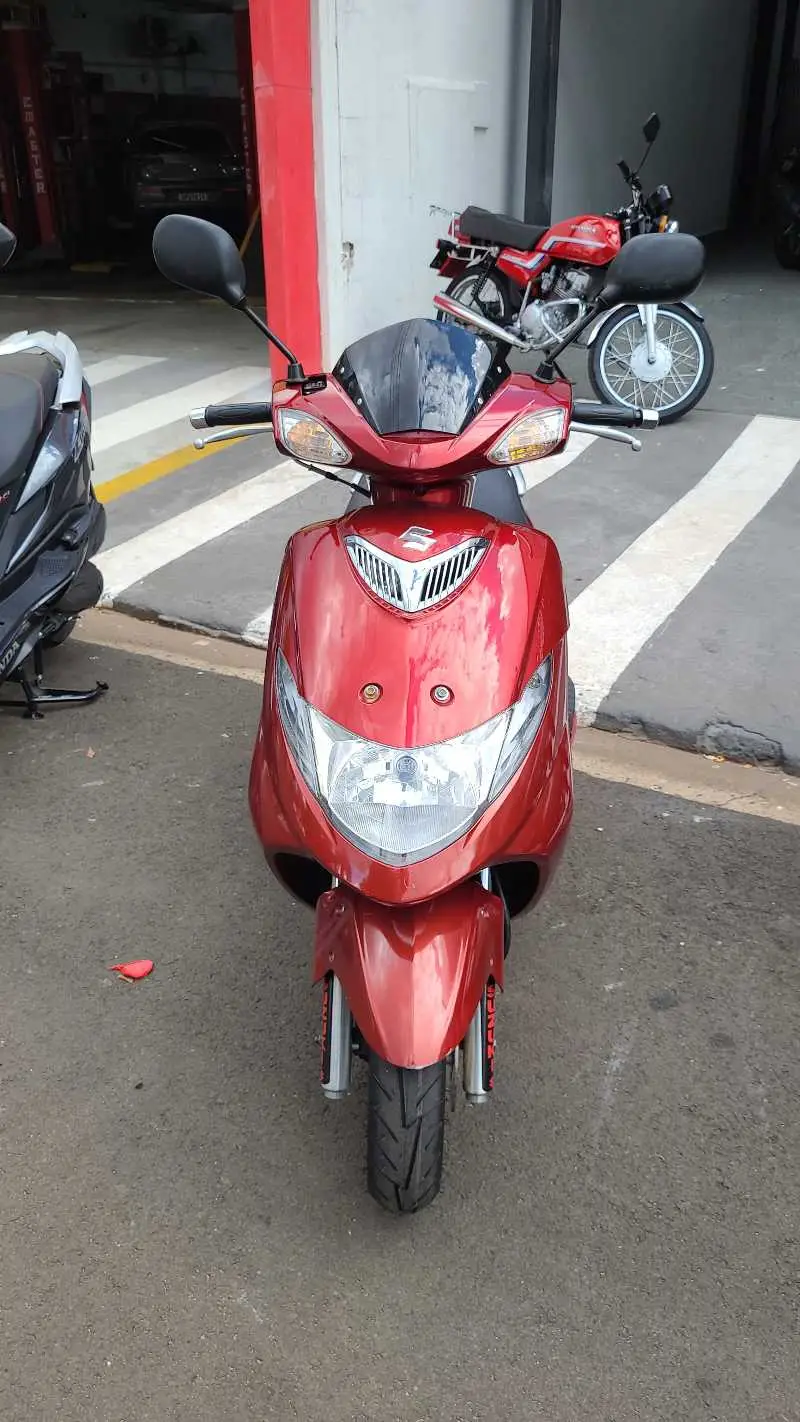 Suzuki Burgman AN 125
