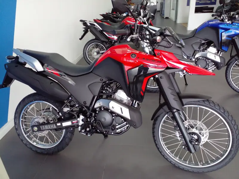 Yamaha XTZ 250 Lander Connected
