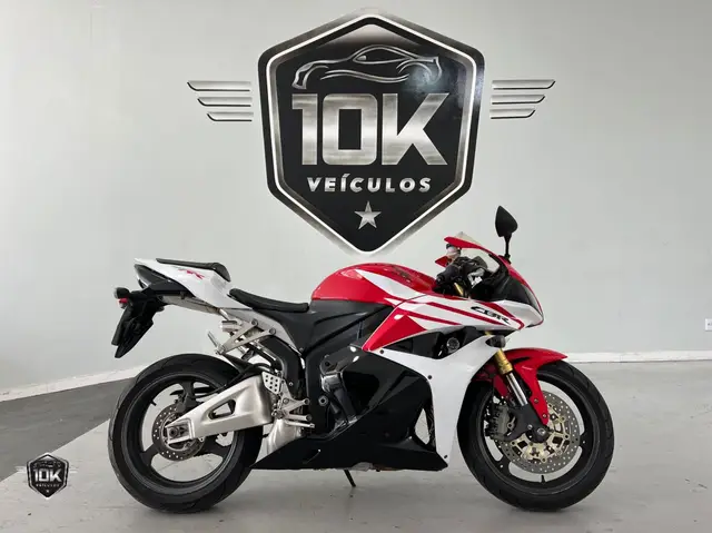 Carro Honda CBR 600 2012 RR (Standard)