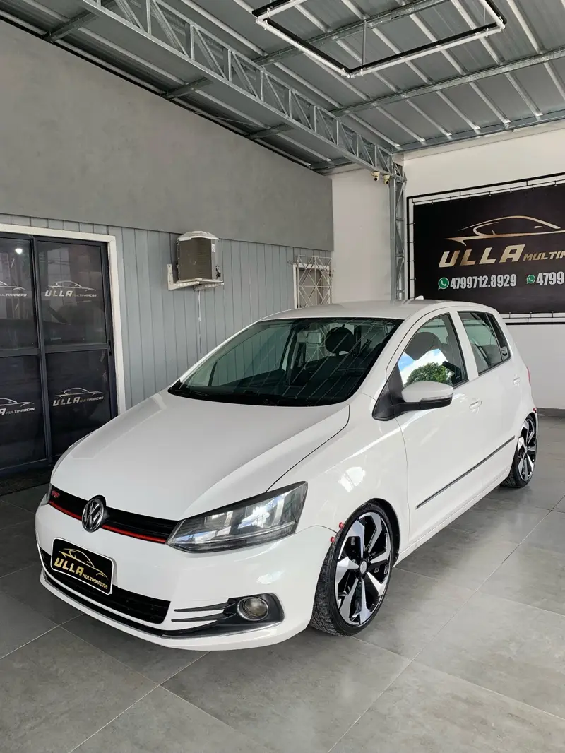 Volkswagen Fox 1.0 MPI Trendline (Flex)