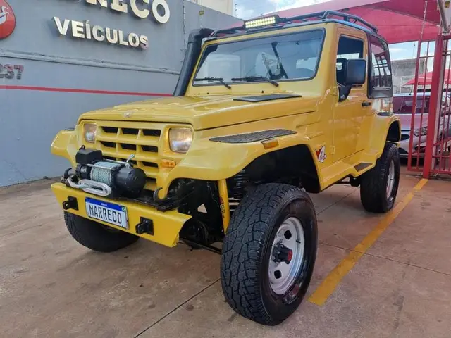Carro Troller T4 2003 4x4 2.8