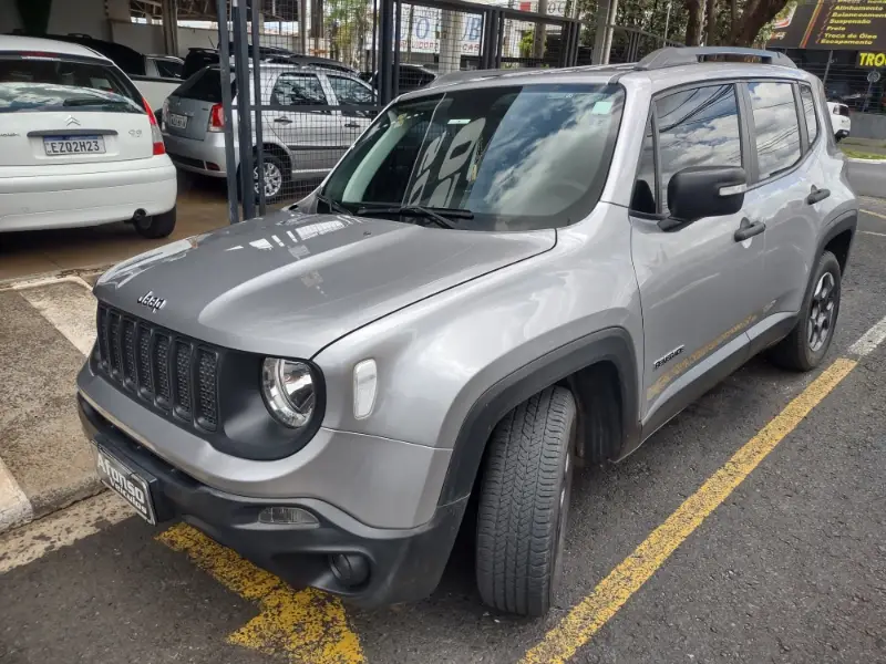 Jeep Renegade 1.8 4x2 (Aut) (Flex) (PCD)
