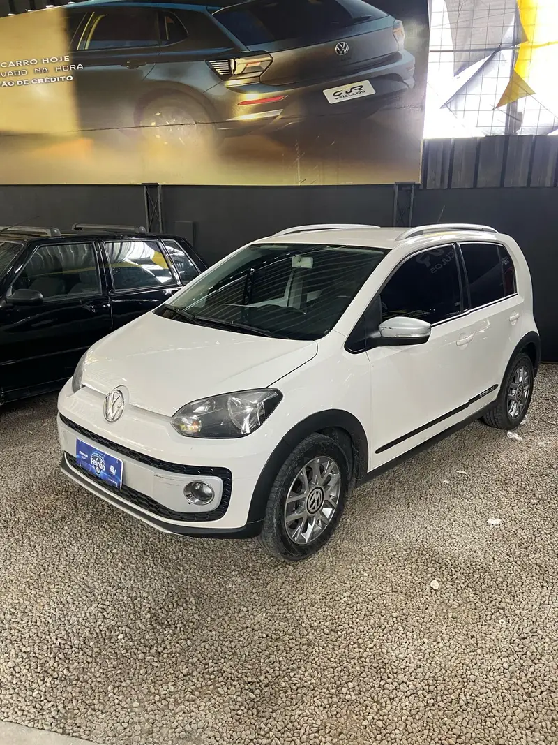 Volkswagen Up! 1.0 12v TSI E-Flex Cross