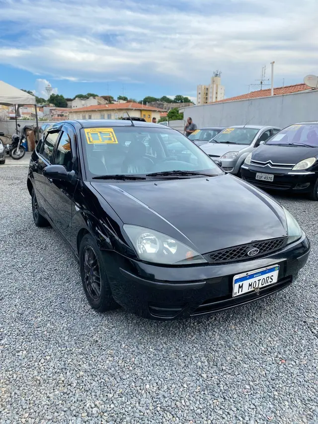 Carro Ford Focus Hatch 2003 1.8 16V