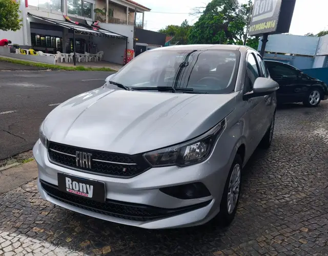 Carro Fiat Cronos 2022 Drive 1.3 S-Design (Flex)