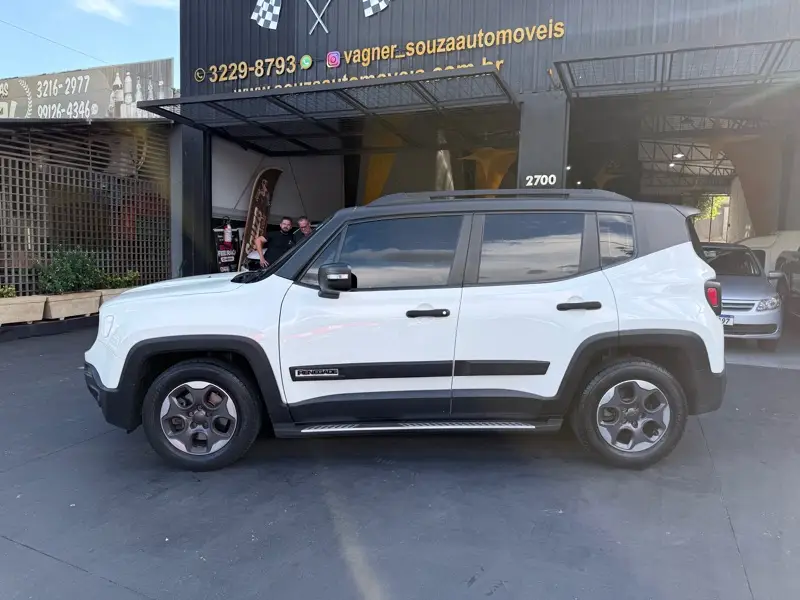 Jeep Renegade STD 1.8 4x2 (Aut) (Flex)