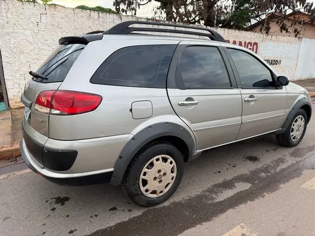 Carro Fiat Palio Weekend 2009 Trekking 1.4 8V (Flex)
