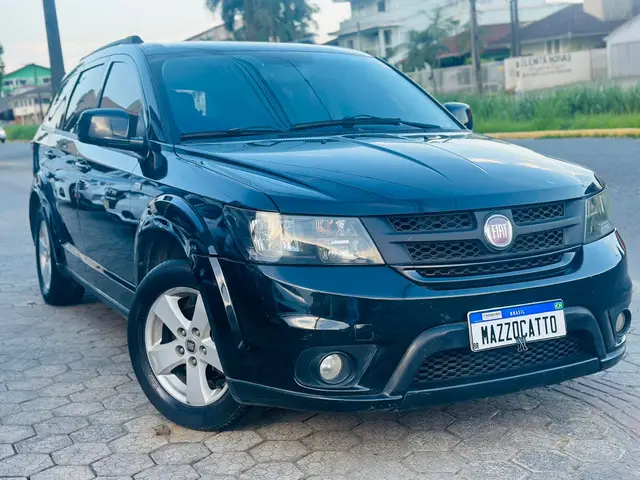 Carro Fiat Freemont 2012 2.4 16V Precision (Aut)