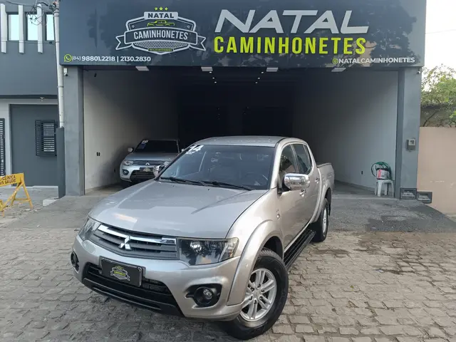 Carro Mitsubishi L200 Triton Sport 2014 3.2 DID-H HPE 4WD (Aut)