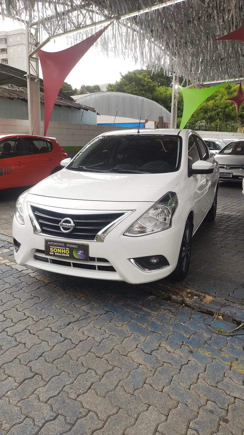 Nissan Versa 1.6 16V SL FlexStart CVT (Flex)