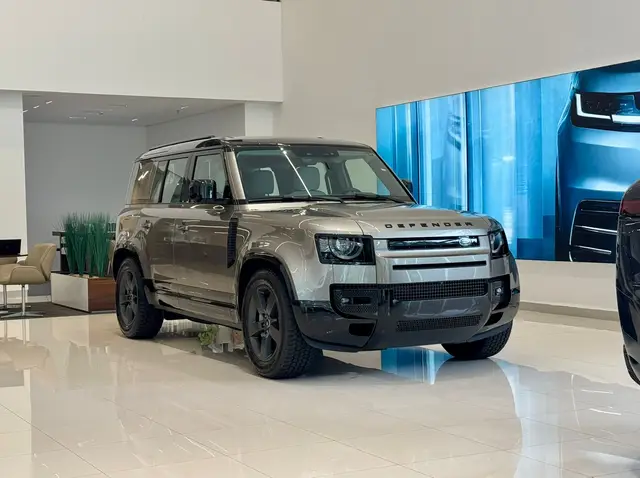 Carro Land Rover Defender 2025 110 X-DY.HSE D350  Die Aut.
