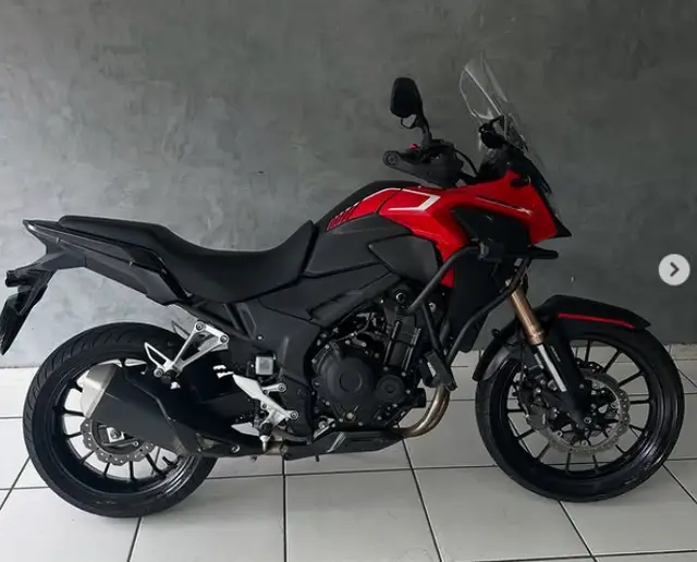 Carro Honda CB 500X 2023 (ABS)