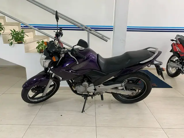 Carro Yamaha Fazer 250 2013 Racing Blue