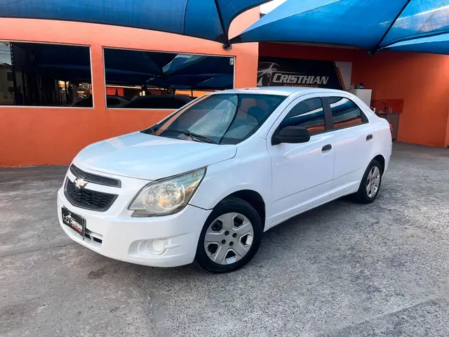Carro Chevrolet Cobalt 2015 LS 1.4 8V (Flex)