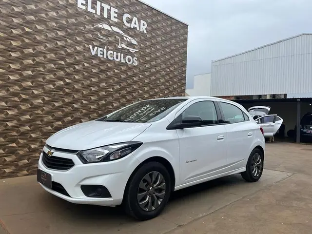 Carro Chevrolet Onix 2019 Activ 1.4 (Aut.)