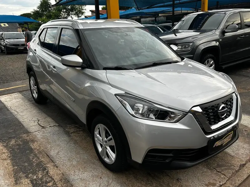 Nissan Kicks 1.6 S CVT (Flex)