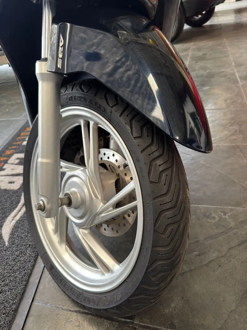 Honda SH 150i DLX