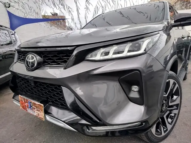 Carro Toyota SW4 2020 2.8 TDI SRX 7L 4x4 (Aut) (Diesel)