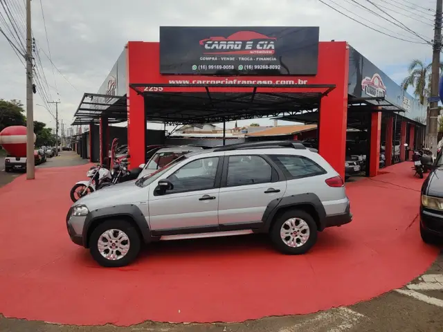 Carro Fiat Palio Weekend 2011 Adventure 1.8 16V Dualogic (Flex)