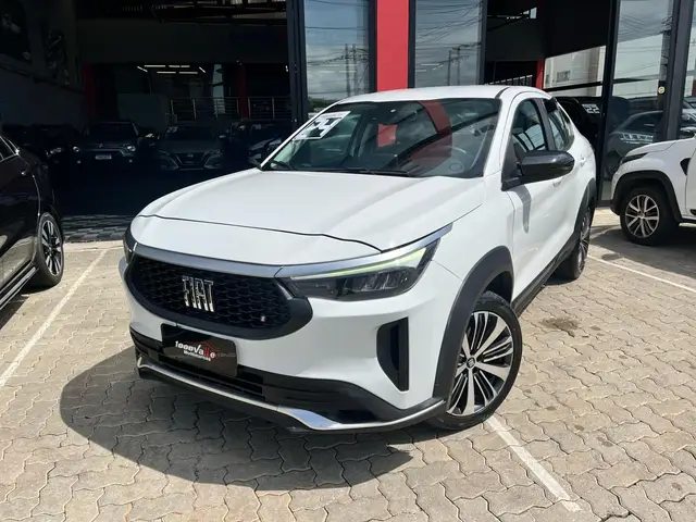 Carro Fiat Fastback 2024 Turbo 200