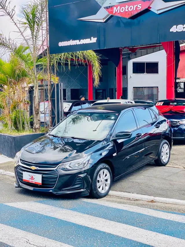 Carro Chevrolet Onix 2023 LT 1.0