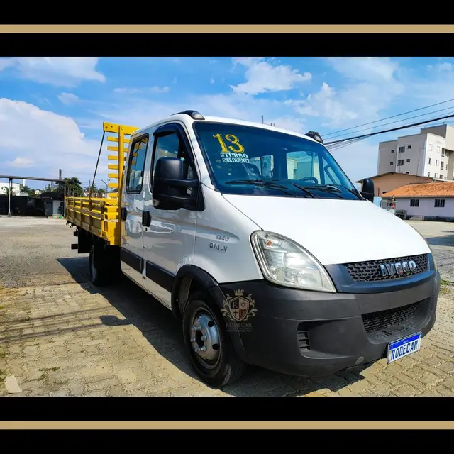 Carro Iveco Daily Chassi Cabine Dupla 2013 Daily Chassi 55C17 CD 3750