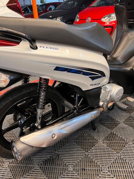 Biz 125i EX
