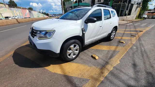 Carro Renault Duster 2023 Zen 1.6 16V (Flex)