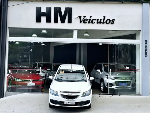 Carro Chevrolet Onix 2014 1.0 LT SPE/4