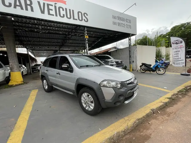 Carro Fiat Palio Weekend 2014 Adventure 1.8 16V (Flex)