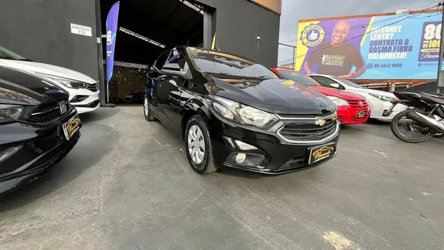 Carro Chevrolet Onix 2018 1.0 LT SPE/4