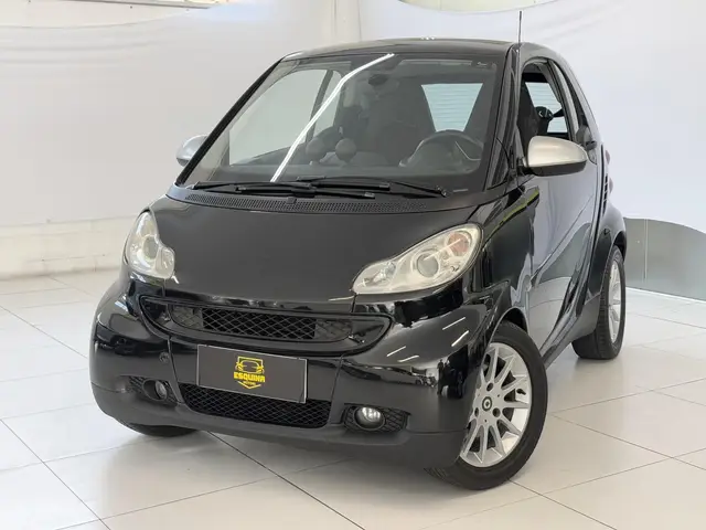 Carro Smart Fortwo Coupe 2010 fortwo Coupé Passion 1.0 12V
