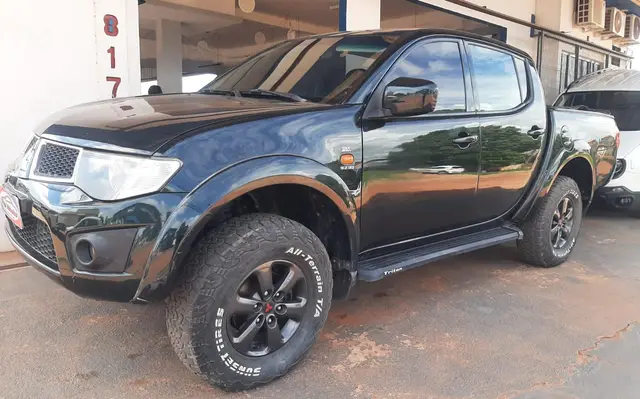 Carro Mitsubishi L200 Triton Sport 2011 L 200 Triton HPE 4x4 3.2 (aut) (cab. dupla)