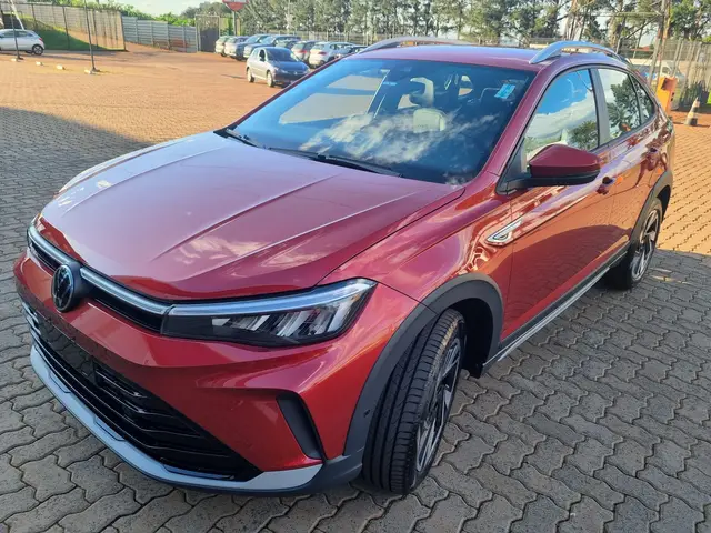 Carro Volkswagen Nivus 2025 Highline 200 TSI