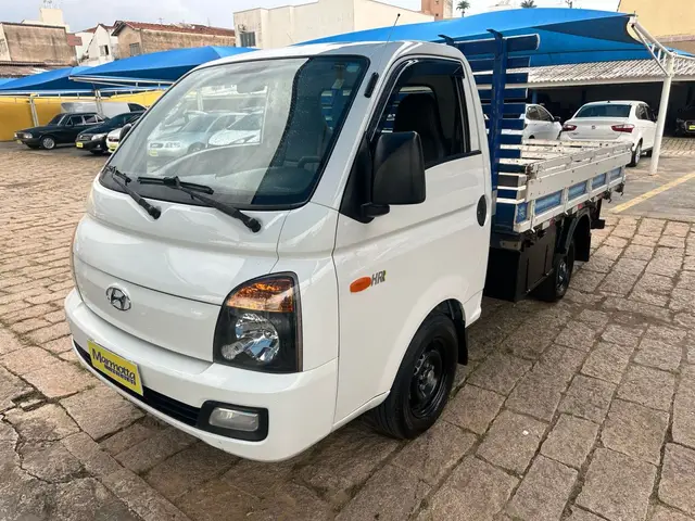 Carro Hyundai HR 2016 2.5 CRDi HD Longo sem Caçamba