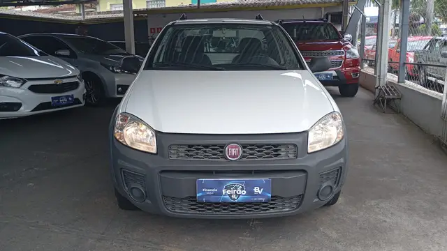 Carro Fiat Strada 2017 Hard Working 1.4 (Flex) (Cabine Simples)