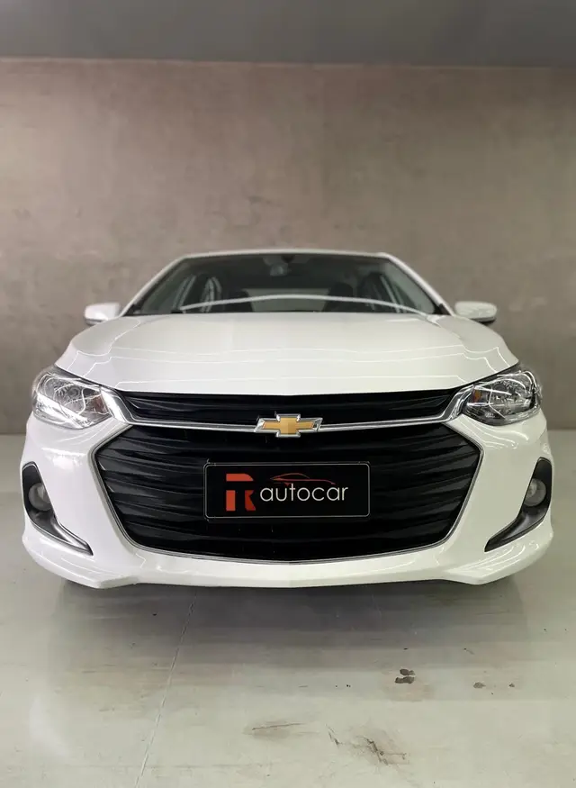 Carro Chevrolet Onix Plus 2024 LT 1.0