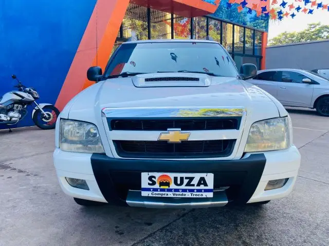 Carro Chevrolet S10 Cabine Dupla 2011 S10 Executive 4x2 2.4 (Flex) (Cab Dupla)