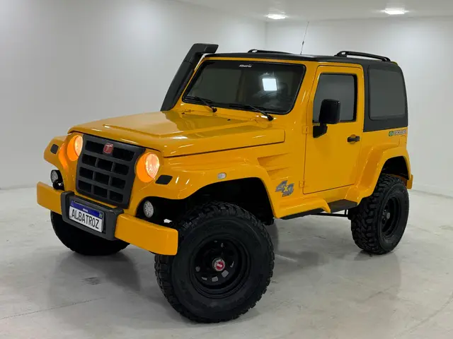 Carro Troller T4 2009 4x4 3.0 (teto rígido)