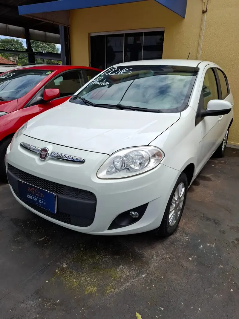 Fiat Palio Attractive 1.0 Evo (Flex)