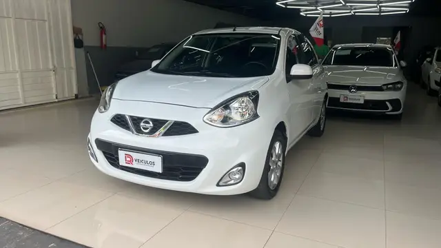 Carro Nissan March 2018 1.0 12V SV (Flex)