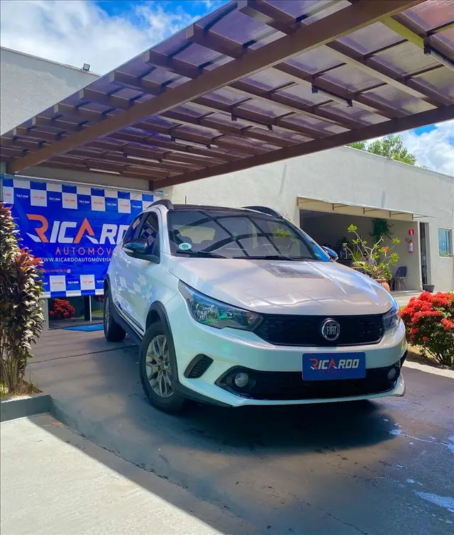 Carro Fiat Argo 2020 1.3 Trekking (Flex)